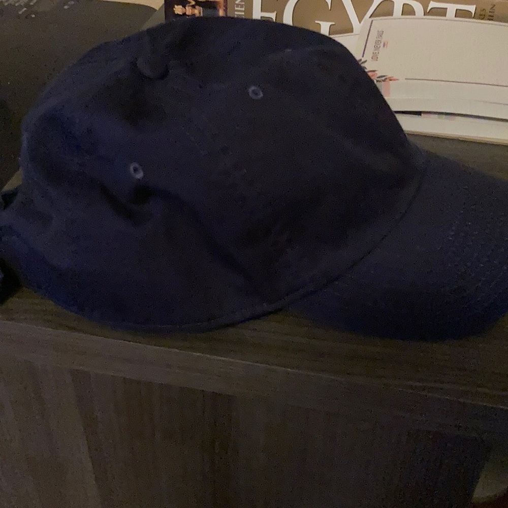 Nike hat - Picture 4 of 6